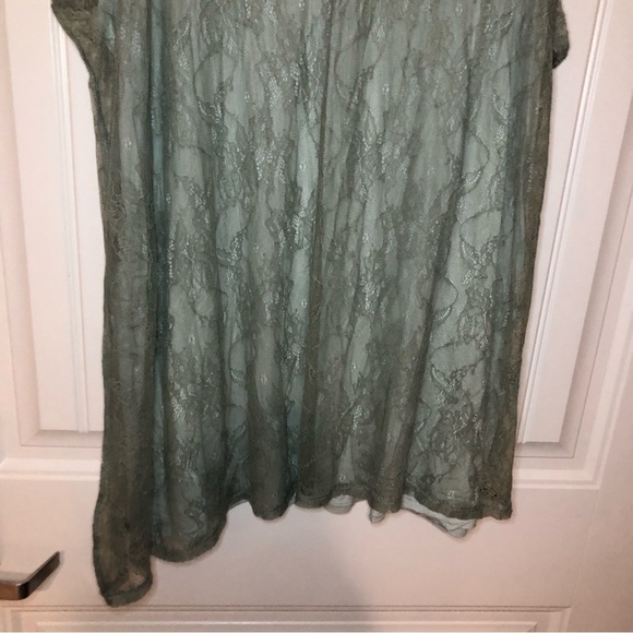 LOGO By Lori Goldstein Green Floral Laced Sleeveless Blouse Size 2X - Picture 3 of 10